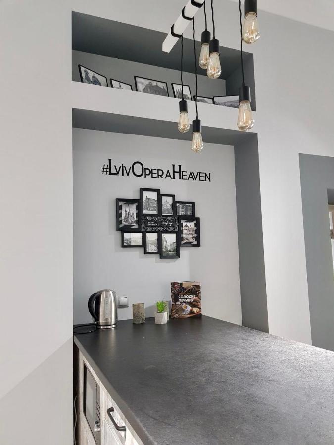 Apartament Lviv Opera Heaven Zewnętrze zdjęcie